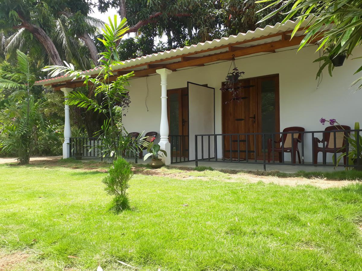 Akila Holiday Resort Habarana Buitenkant foto